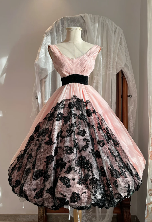 Light Pink Vintage Midi Gown, V Neck Chiffon Dress With Black Beaded Lace gh9324