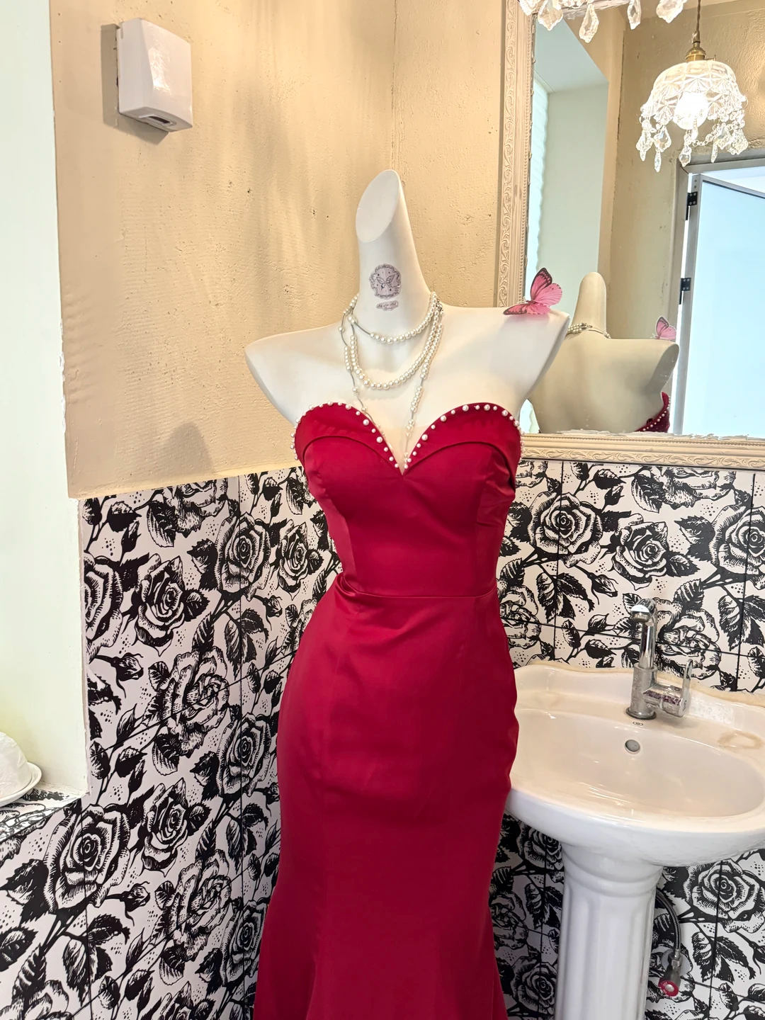 Burgundy Strapless Waist-Cinched Fitted Mermaid Sexy Vintage Romantic Gown gh7556