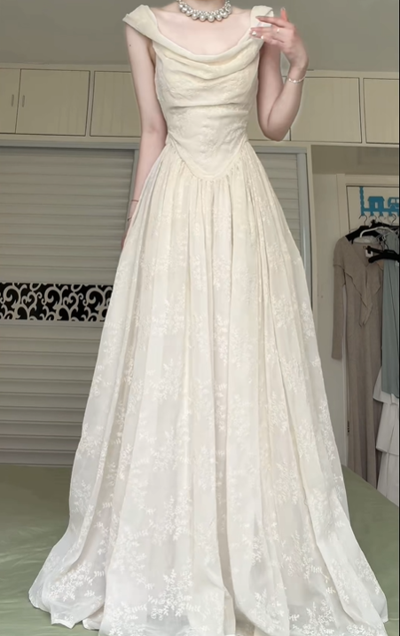 Ivory Vintage Cowl Off‑the‑Shoulder Long Evening Gown, Floral Leaf Embroidery Fitted Basque Waist A‑Line Floor‑Length Formal Prom Dress gh8983