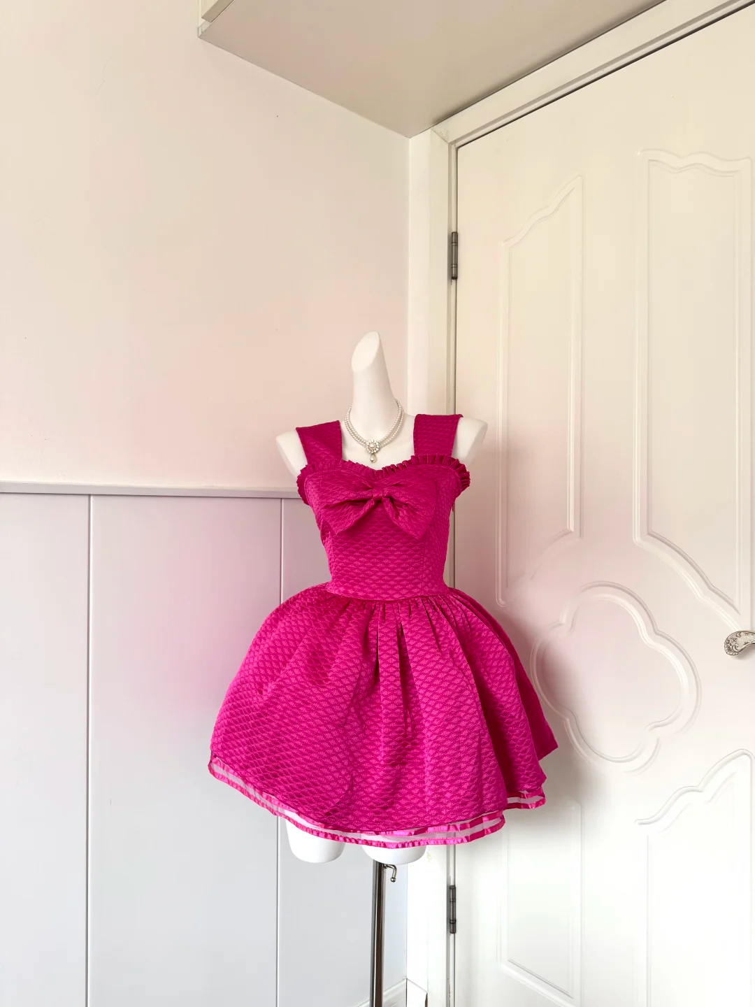 Fuchsia Jacquard Sleeveless Short Cocktail Dress, Square Neck Ruffle Strap Big Bow Voluminous Skirt Homecoming Party Gown gh9227