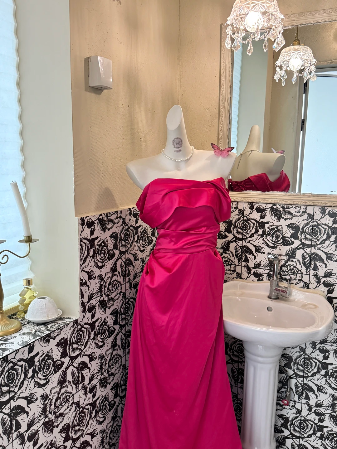 Magenta Strapless Waist-Cinched Fitted Elegant Vintage Romantic Gown gh7558