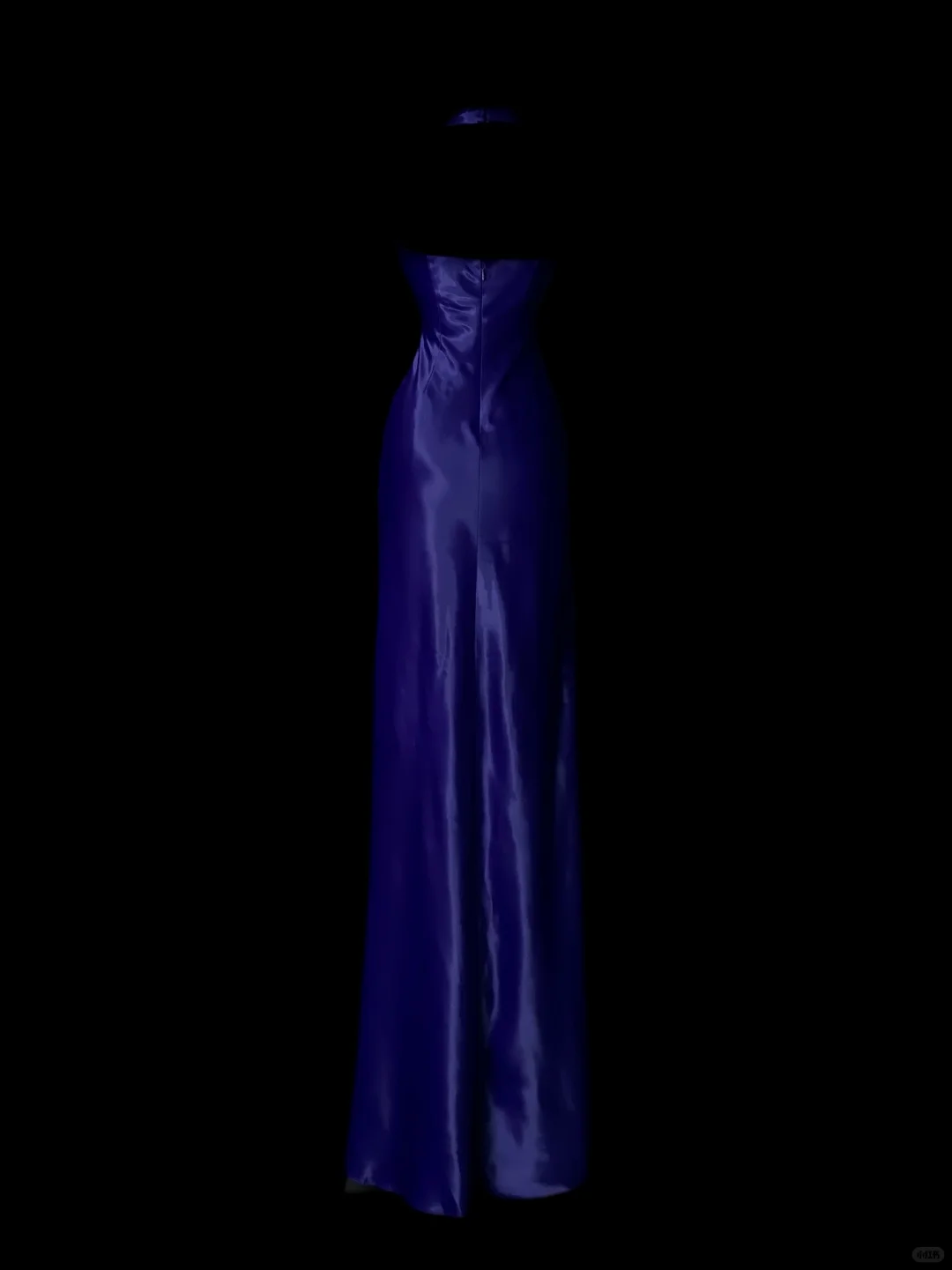 Royal Blue Halter V‑Neck Evening Gown, Diagonal Sequin Embellishment, Fitted Waist, Satin Long Dress With High Side Slit, Formal Prom Party Gown gh8887