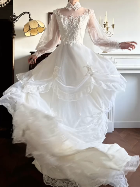 Ivory Vintage High‑Neck Puff‑Sleeve Lace‑Appliqué Tiered‑Tulle Long Train Ballgown Wedding Dress gh8785