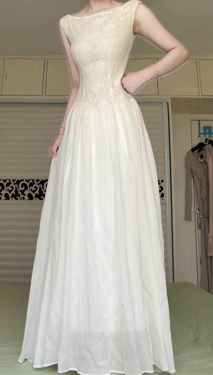 Off‑White Boat Neck Sleeveless Long Evening Gown, Floral Lace Bodice, Chiffon A‑Line Floor‑Length Skirt, Simple Vintage Bridal Dress gh8938