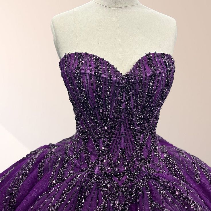 girlhomeshops-Lila schimmerndes, zart perlenbesetztes langes Tüllballkleid/Hochzeitskleid gh6186