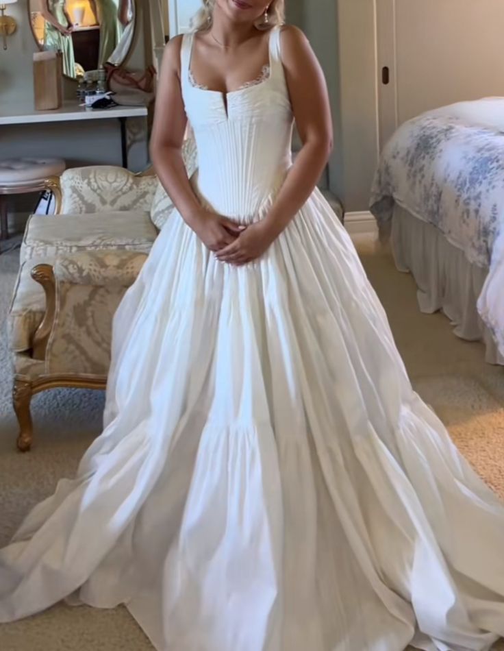 girlhomeshops-Brautkleid, weißes, bodenlanges, schlichtes Hochzeitskleid gh6171