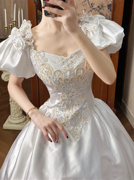 White Vintage Satin Wedding Ball Gown, Sweetheart V‑Neck, Short Puff Sleeves, Gold‑Thread Lace Appliqué Pointed Waist, Voluminous A‑Line Skirt With Satin Ruffle Lace Hem, Prom Dress gh8654