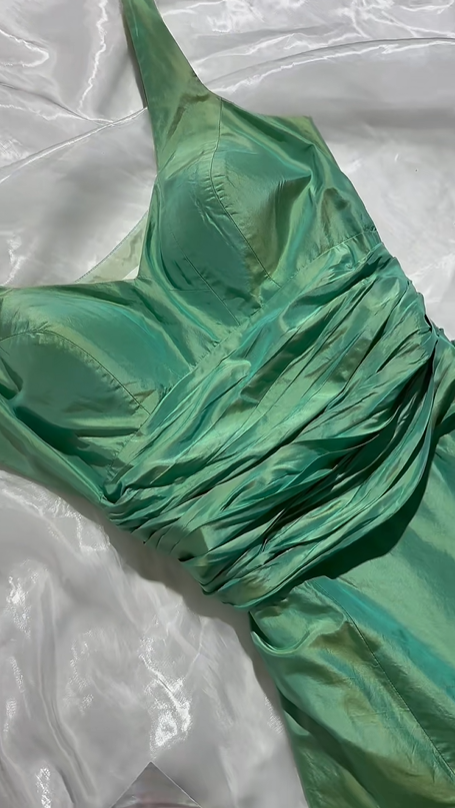 Vintage Green Spaghetti Strap Fitted Waist Slim Short Prom & Evening Party Dress With Unique Design gh8508