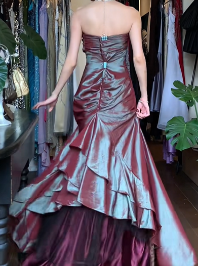 Burgundy Vintage Prom Dress Strapless Twisted Bodice 3D Flower Iridescent Mermaid Long Evening Gown gh9609