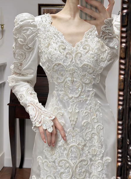Ivory Vintage Satin Wedding Gown, V‑Neck Puff Long Sleeves, All‑Over Lace Appliqués Fitted Mermaid Silhouette, Lace Hem, Long Satin Train, Bridal Prom Dress gh8736