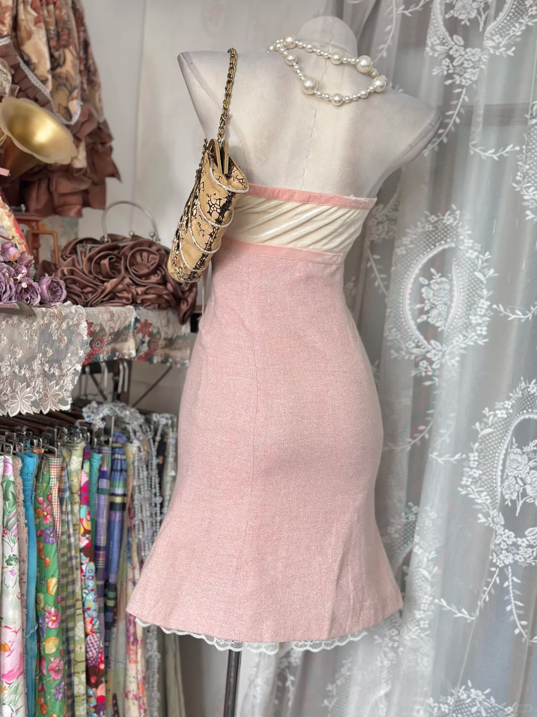 ✨Girlhomeshops-Pink White Strapless Midi Mermaid Gown Vintage Lace Hem gh10136
