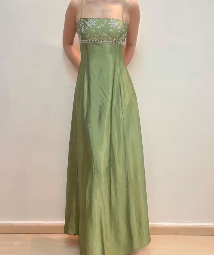 Girlhomeshops--Green exquisite floral beading fashion long satin prom dress graduation gown gh5525