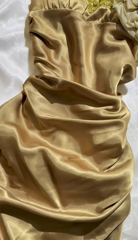 Sexy Vintage Champagne Gold Prom & Evening Party Dress, Unique Designer Neckline, Fitted Waist Bodycon Silhouette gh8582