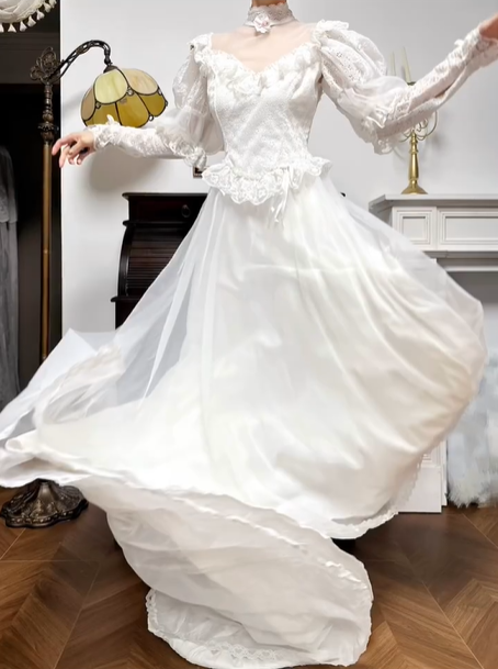 Ivory Vintage Lace High‑Neck Puff‑Sleeve Tie‑Cuff A‑Line Short Train Wedding Dress gh8774