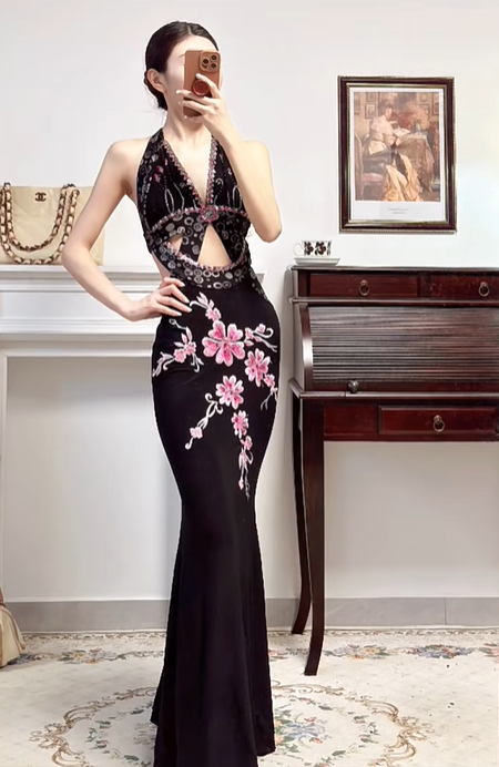 Black Vintage Halter V‑Neck Prom Gown, Front Midriff Cut‑Out Design, Colorful Beaded Trims, Pink Floral Embroidery, Velvet Fabric, Fitted Bodycon Mermaid Long Dress, Evening Prom Dress gh8813