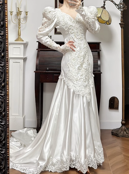 Ivory Vintage Satin Wedding Gown, V‑Neck Puff Long Sleeves, All‑Over Lace Appliqués Fitted Mermaid Silhouette, Lace Hem, Long Satin Train, Bridal Prom Dress gh8736