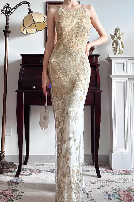 Champagne‑Gold Vintage Halter Sleeveless Prom Gown, All‑Over Heavy‑Duty Gold Floral Beaded Embroidery, Fitted Bodycon Column Maxi Dress, High Side Slit, Tulle Base Fabric, Evening Gala Dress gh8824
