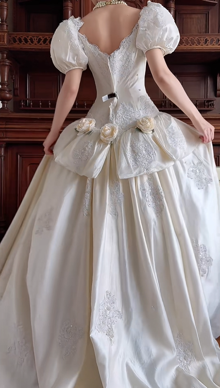 Cream Vintage Satin Ball Gown, Sweetheart Off‑The‑Shoulder Puff Short Sleeves, Lace Appliqué Beaded Bodice, Lace Waistband, Voluminous Pleated Skirt, Wedding Prom Dress gh8633