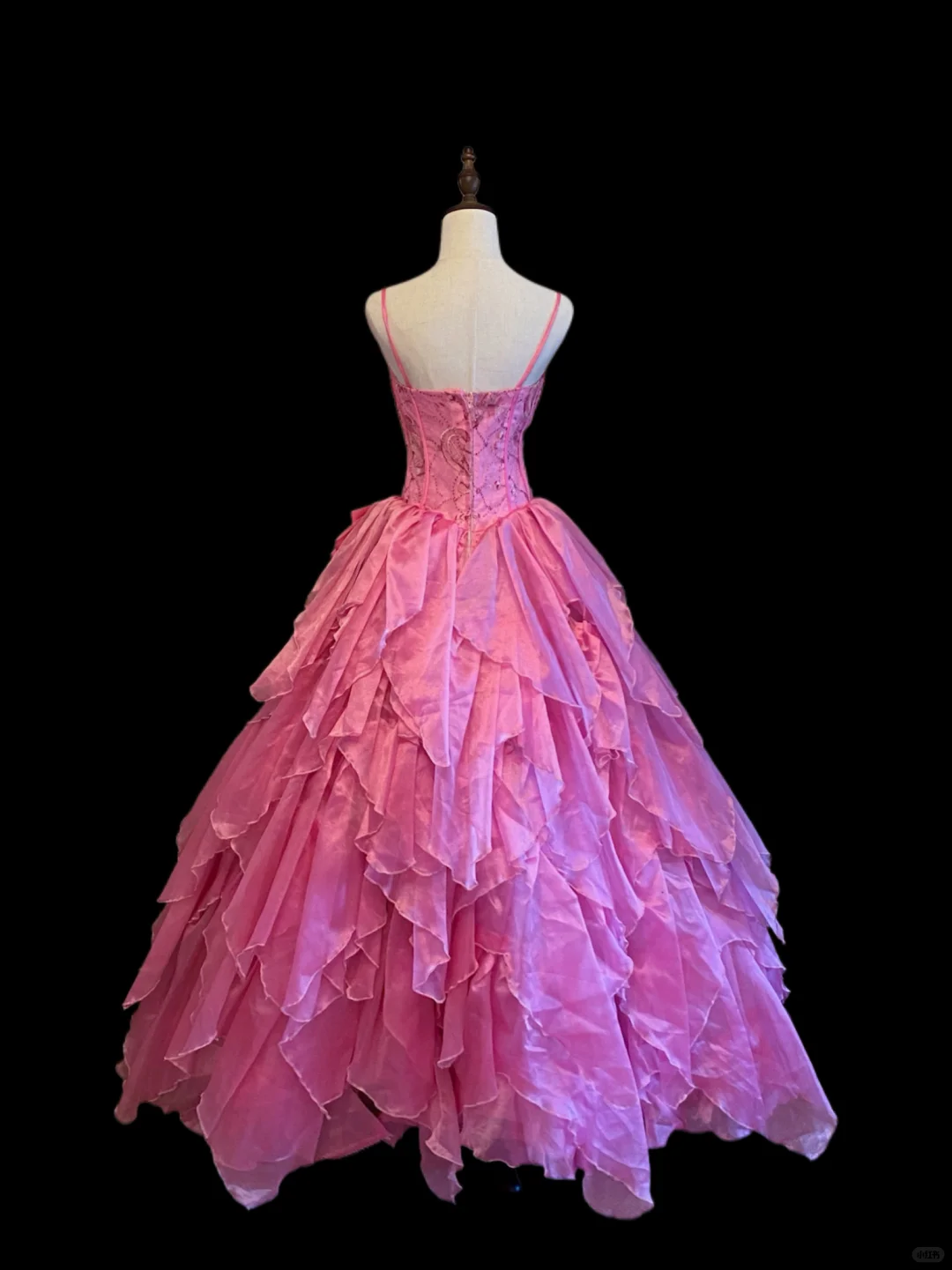 Pink Spaghetti Strap Princess Ball Gown, Sweetheart Neck, Rhinestone Beaded Bodice, Lace Corset Waist, Large Side Bow, Tiered Ruffled Skirt, Formal Prom Party Dress gh8908