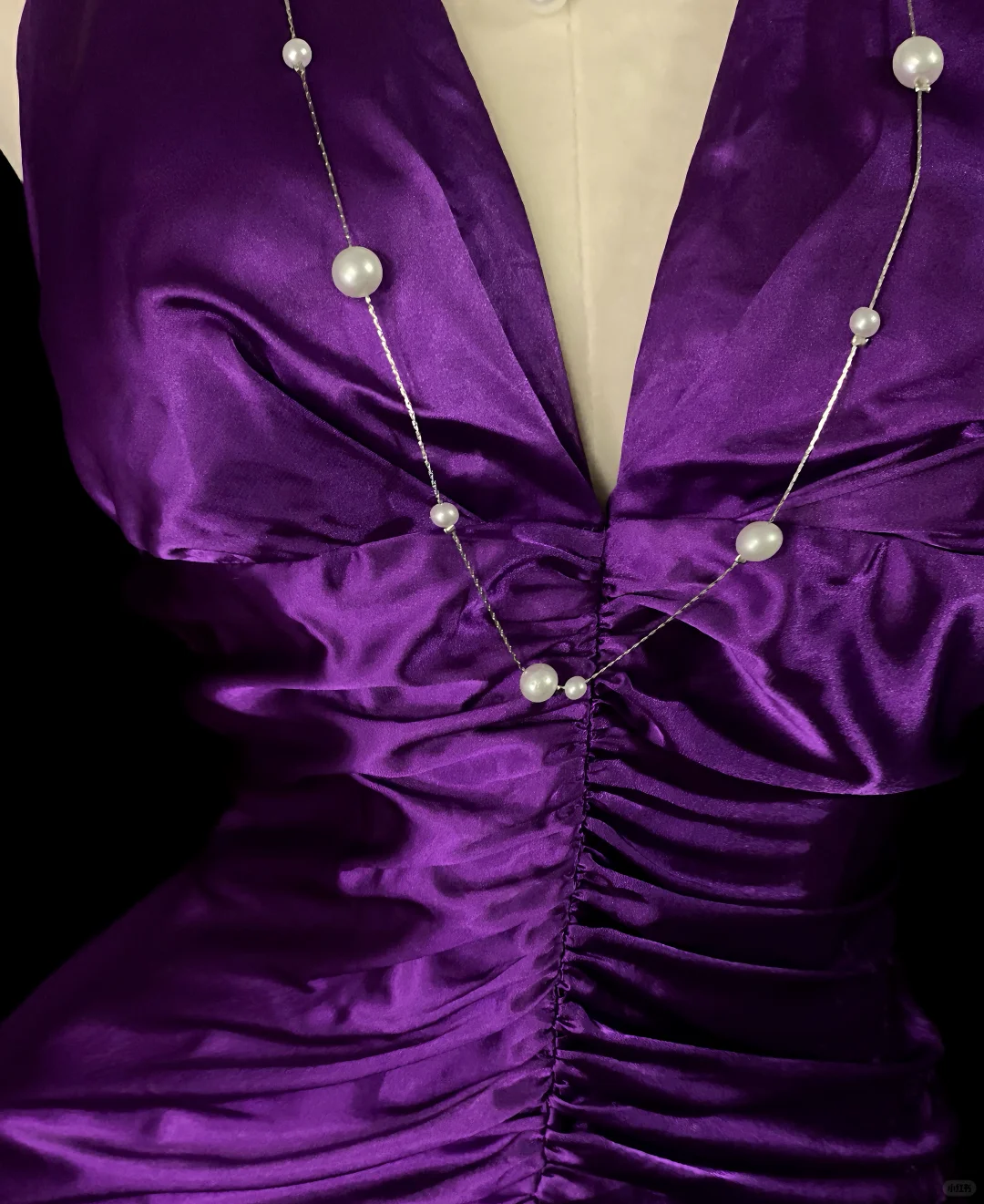 Violet Satin Mermaid Evening Gown, Halter Deep‑V Neck Backless, Front Vertical Ruched Waist, Fitted Silhouette, Draped Satin Floor‑Length Mermaid Skirt, Retro Elegant Prom Photoshoot Party Dress gh8868