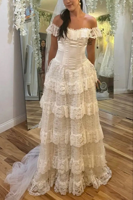 girlhomeshops-Weißes, zartes Tüll-Spitzen-Brautkleid, lang, mehrlagig, elegant, gh5837