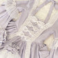 Hellviolettes Satin-Ballkleid mit eckigem Ausschnitt, langen Ärmeln, Stufenrock, Rokoko-Stil, Spitze und Schleife – ideal für Teepartys und Retro-Partys (gh6739)