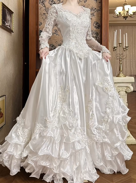 White Vintage Satin Wedding Ball Gown, V‑Neck Sheer Lace Long Sleeves, Lace Beaded Appliqué Fitted Bodice, Multi‑Layer Ruffle Cake Skirt, Prom Dress gh8658