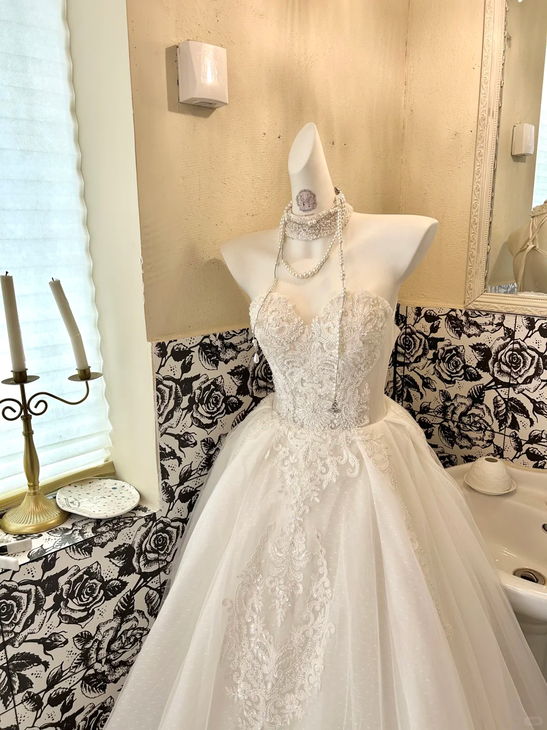 Ivory Vintage Elegant Strapless Embroidered Cinched Waist Full Flared Skirt Long Romantic Dress, Wedding Gown gh7789