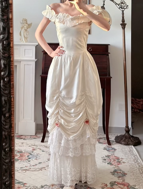 Cream‑Vintage‑Victorian Off‑The‑Shoulder‑Ruffle Glossy‑Satin Ruched‑Skirt 3D‑Floral Multi‑Layer‑Lace Floor‑Length Bridal Wedding Gown gh8815