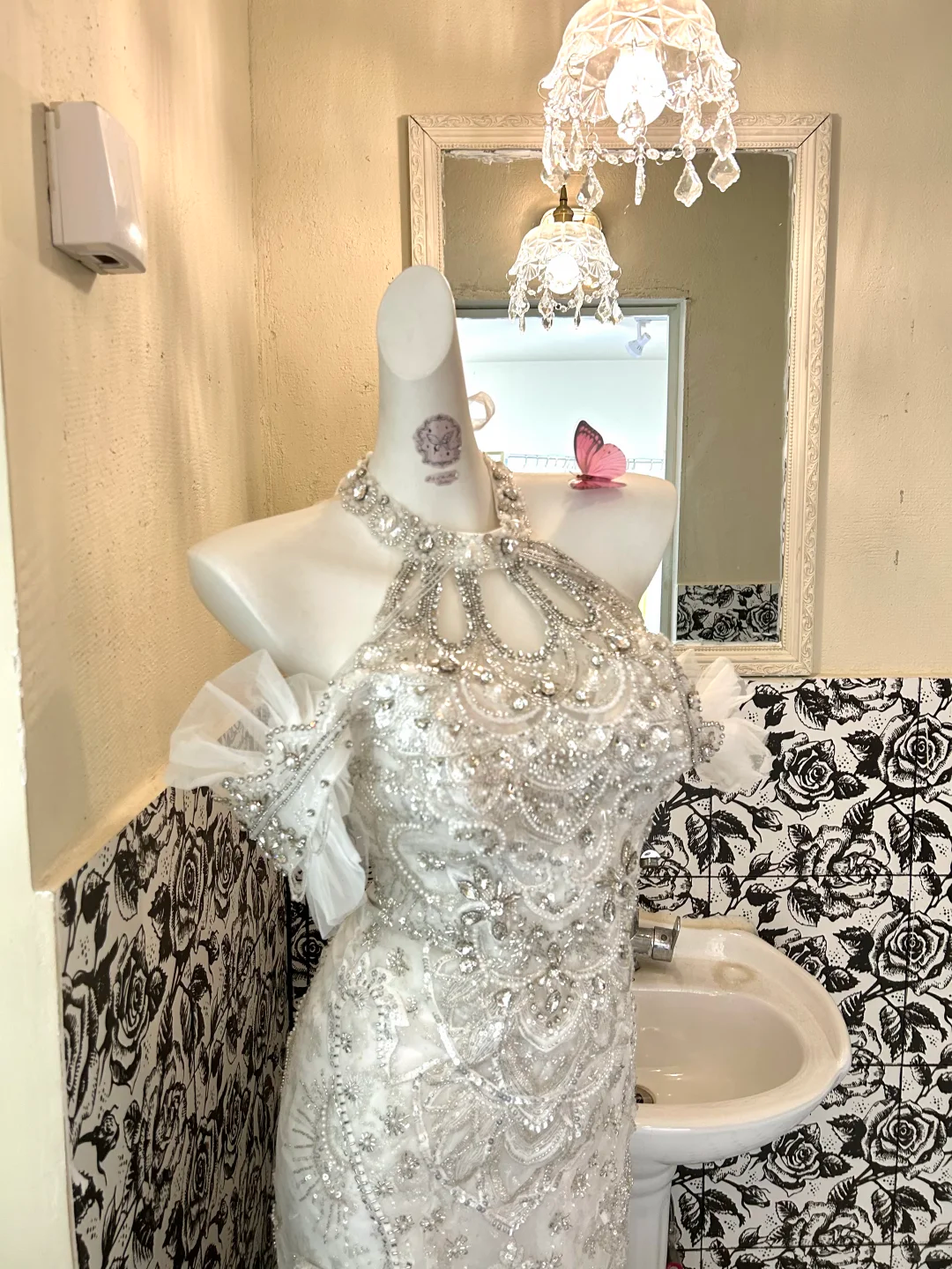 White Halter Wedding Gown with Silver Embellishments, Cinched Waist, Slim Fit Sexy Mermaid Skirt Romantic Dress gh7610