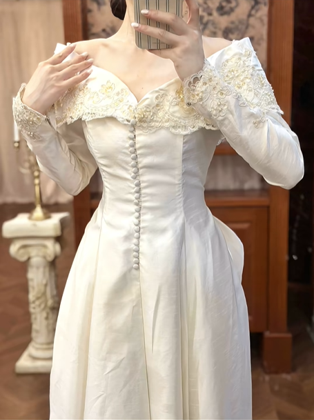 Ivory Vintage Satin Off‑Shoulder Wedding Gown, Pearl Button Lace Bridal Prom Dress gh8722
