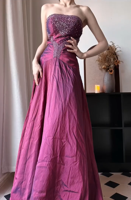 Magenta‑Purple Ombre Vintage Strapless Prom Gown, All‑Over Hand‑Beaded Rhinestone Bodice, Triangular Beaded Waist Inset, Ruched Taffeta A‑Line Floor‑Length Skirt, Iridescent Shimmer Fabric, Evening Gala Dress gh8826
