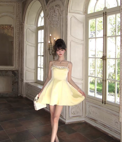 Pale Yellow Satin Homecoming Dress Spaghetti Straps Rhinestone Short Prom Dress gh9403