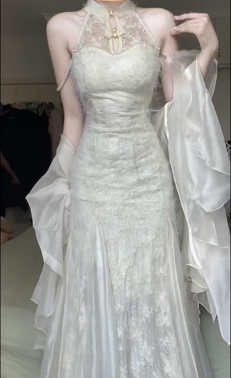 Off‑White Chinese Style Halter Mermaid Evening Gown, Mandarin Collar Lace Panel, Pearl Chain Straps, Sequin Jacquard, Flounce Side Ruffles, Floor‑Length Prom Dress gh8927