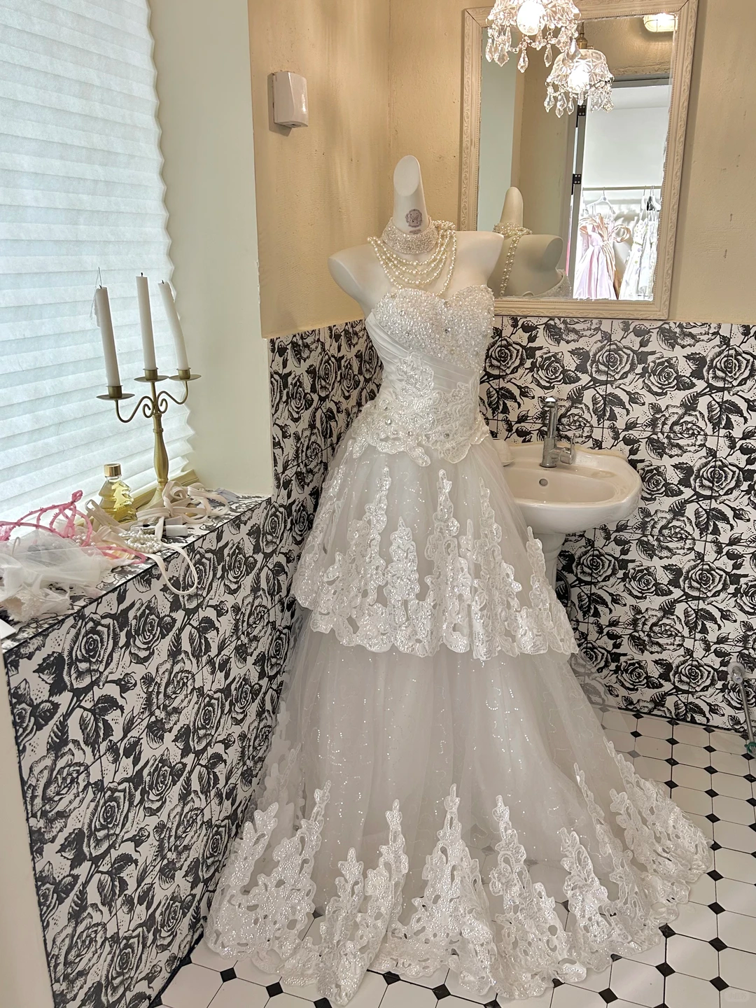 White Strapless Lace Cinched Waist Full Flared Skirt Sexy Elegant Romantic Dress, Wedding Gown gh7794