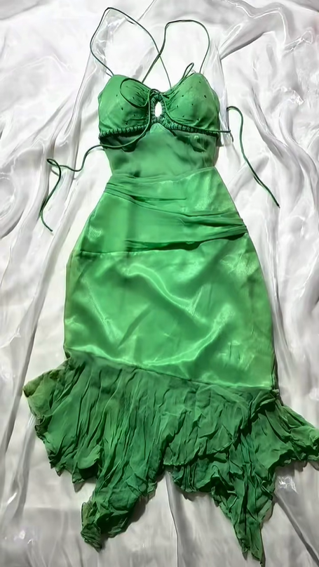 Vintage Green Halter Fitted Waist Slim Long Prom & Evening Party Dress With Irregular Hem gh8513