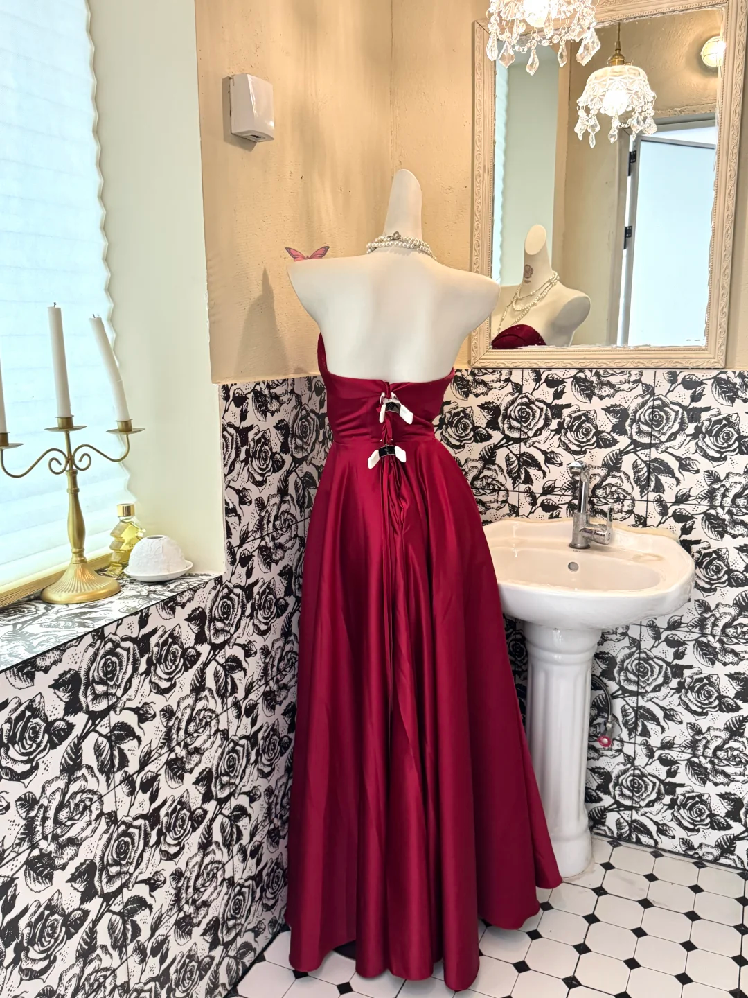 Burgundy Strapless Satin Waist-Cinched Full Flared Skirt Vintage Romantic Gown gh7559