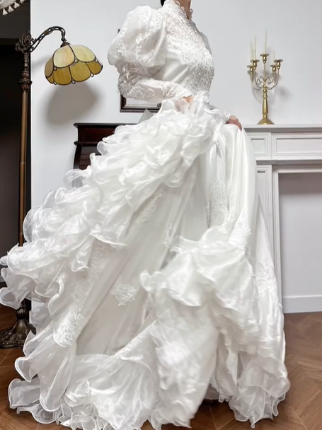 Ivory Vintage Lace High‑Neck Statement Puff‑Sleeve Beaded Pointed‑Bodice Long Train Wedding Dress gh8777