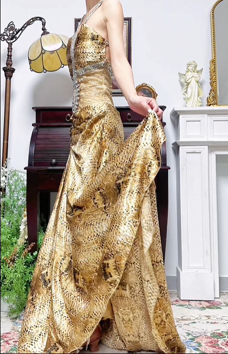Gold‑Leopard‑Print‑Vintage Halter‑V‑Neck Silver‑Rhinestone‑Beading Chest‑Cut‑Out Ruched‑Waist Draped‑Mermaid Floor‑Length Evening Prom Gown gh8820