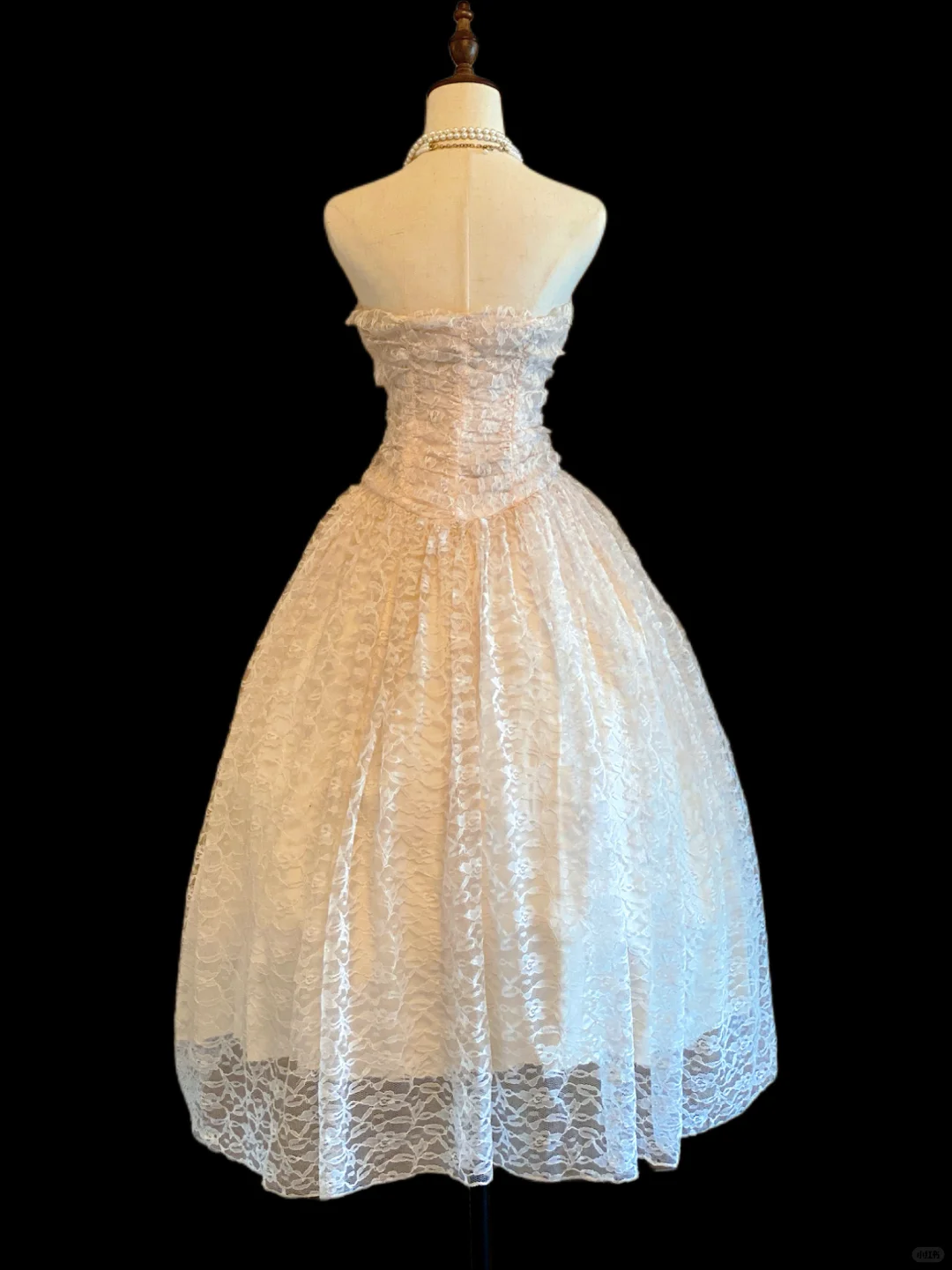 Vintage Blush White Lace Midi Ball Gown, Strapless Sweetheart Neck, Ruched Bodice, Full A‑Line Midi Skirt, Retro Short Bridal Prom Dress gh8902