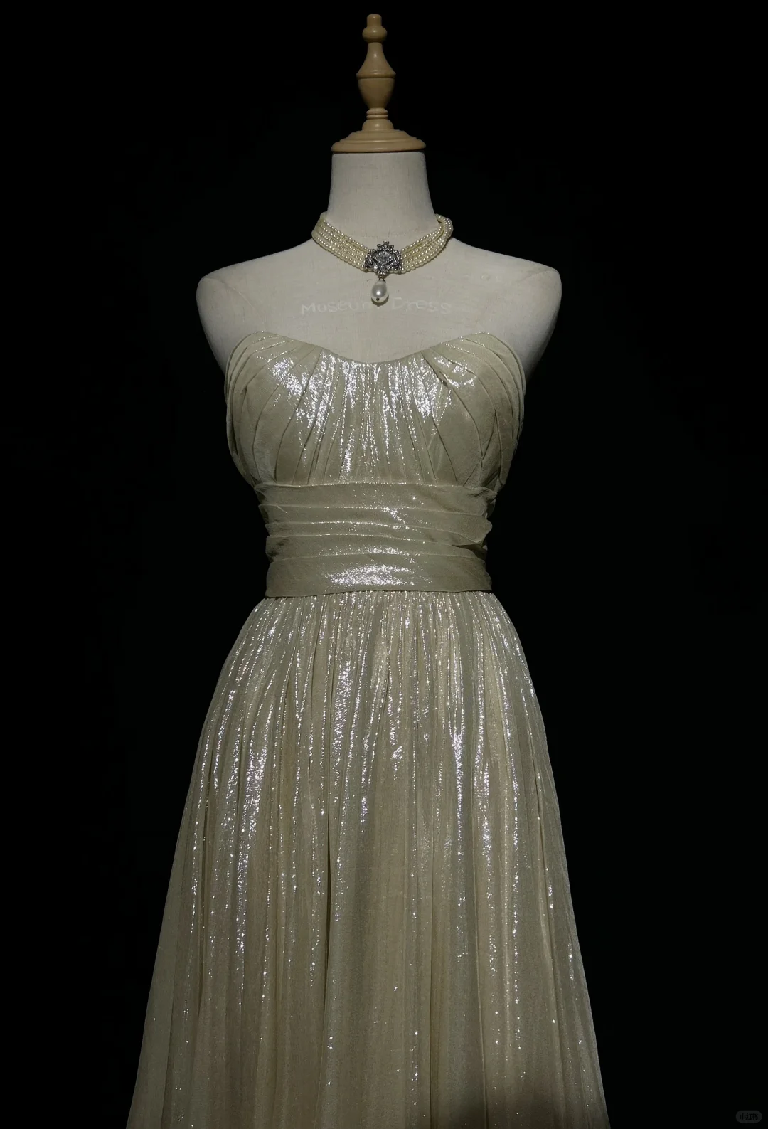 ✨Girlhomeshops-Champagne Strapless Shimmer Chiffon A-Line Gown Sweep Train gh10152