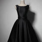 Schwarzes elegantes süßes einfaches knielanges mittellanges Satin-Heimkehrkleid, Ballkleid, Abendkleid, Partykleid gh188