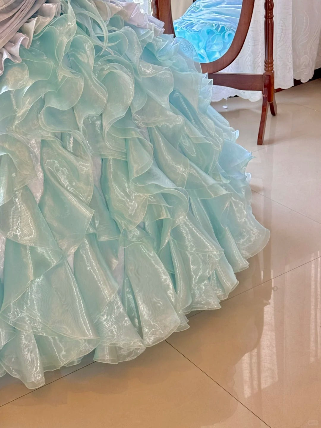Girlhomeshops - Blaues, wunderschönes, elegantes, glänzendes, langes Quinceanera-Kleid aus Tüll, Ballkleid, Abschlusskleid, gh5002
