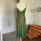 Grünes Vintage-Mode-elegantes, exquisites, perlenbesetztes, langes Chiffon-Hosenträgerkleid mit Blumenstickerei, Ballkleid, Abendkleid, Partykleid, Abschlussballkleid gh3720