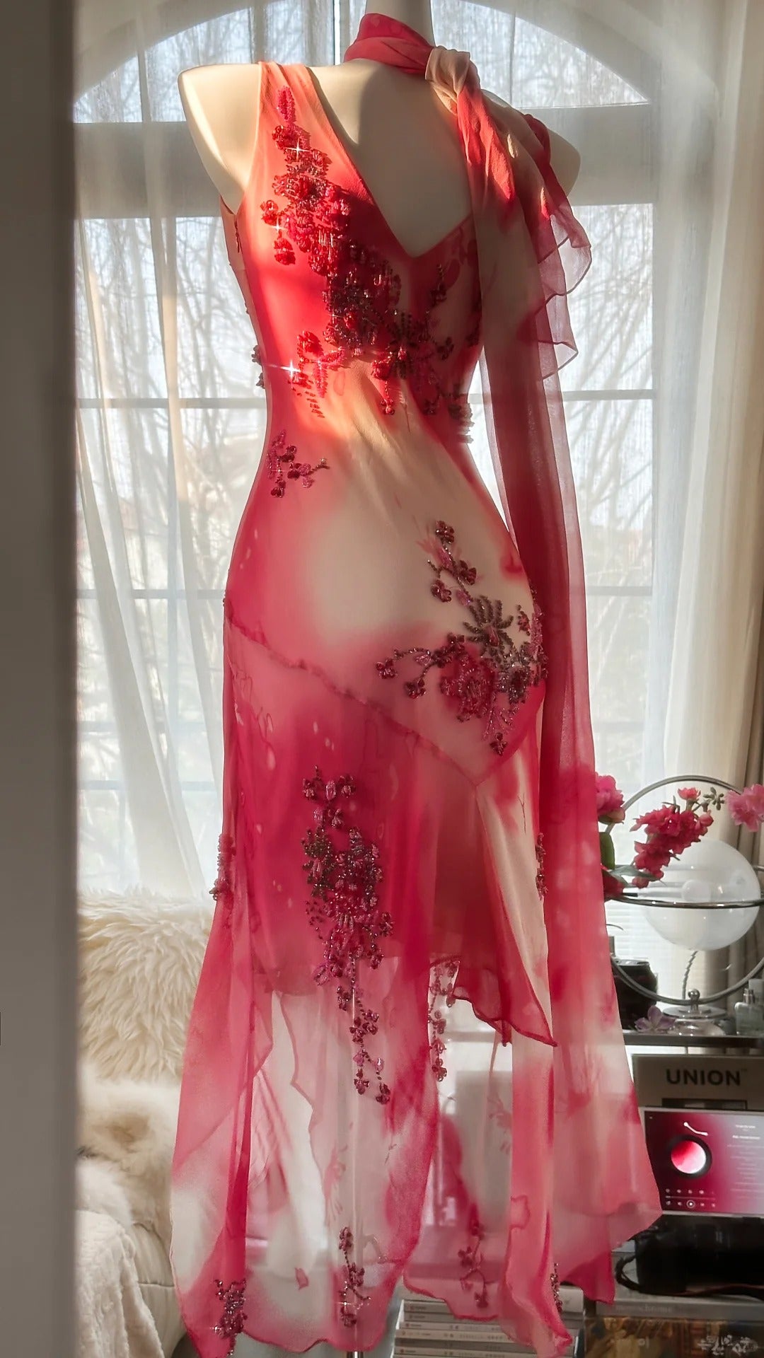 Rosa Wunderschöne Elegante Romantische Exquisite Perlen Blühende Lange Chiffon Ballkleid Abendkleid Geburtstag/Hochzeit Gast Party Kleid gh4018