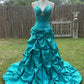 Wunderschönes, langes, elegantes Ballkleid aus Satin mit Vintage-Riemen in Grün, gh3311