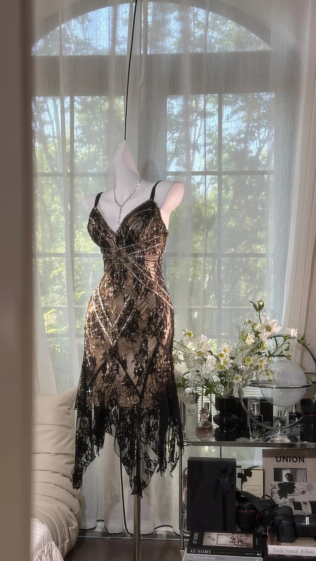 Schwarzbraunes Vintage-Spitzenkleid mit Perlen, kurzes Heimkehrkleid, Ballkleid, Abendkleid, Partykleid, gh4818