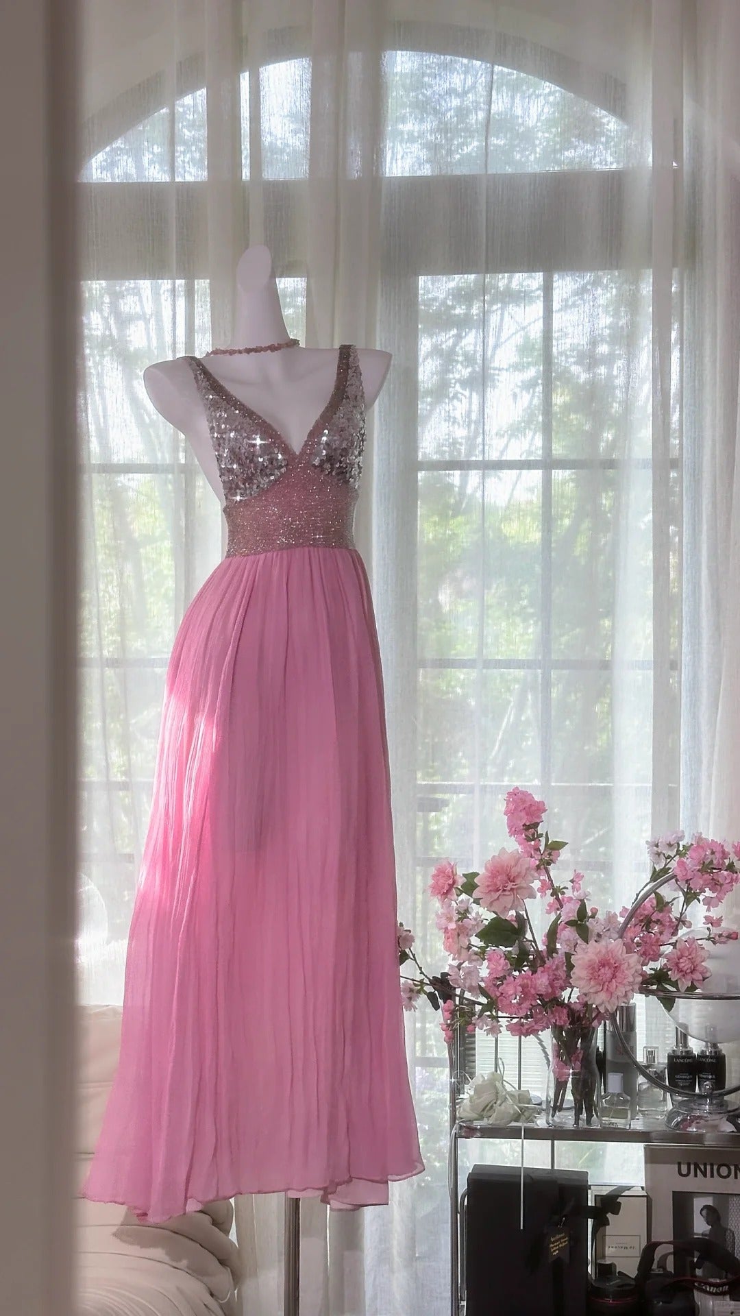 Rosa Elegantes Glänzendes V-Ausschnitt Langes Chiffon Ballkleid Abendkleid Partykleid gh4322