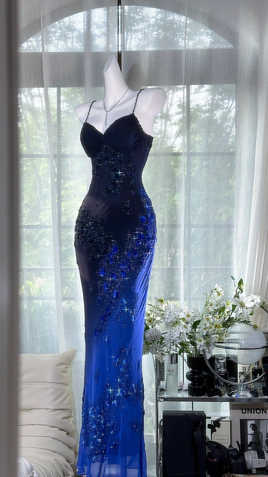 Robe de soirée longue en mousseline de soie, motif floral, romantique et exquis, bleu, gh4878