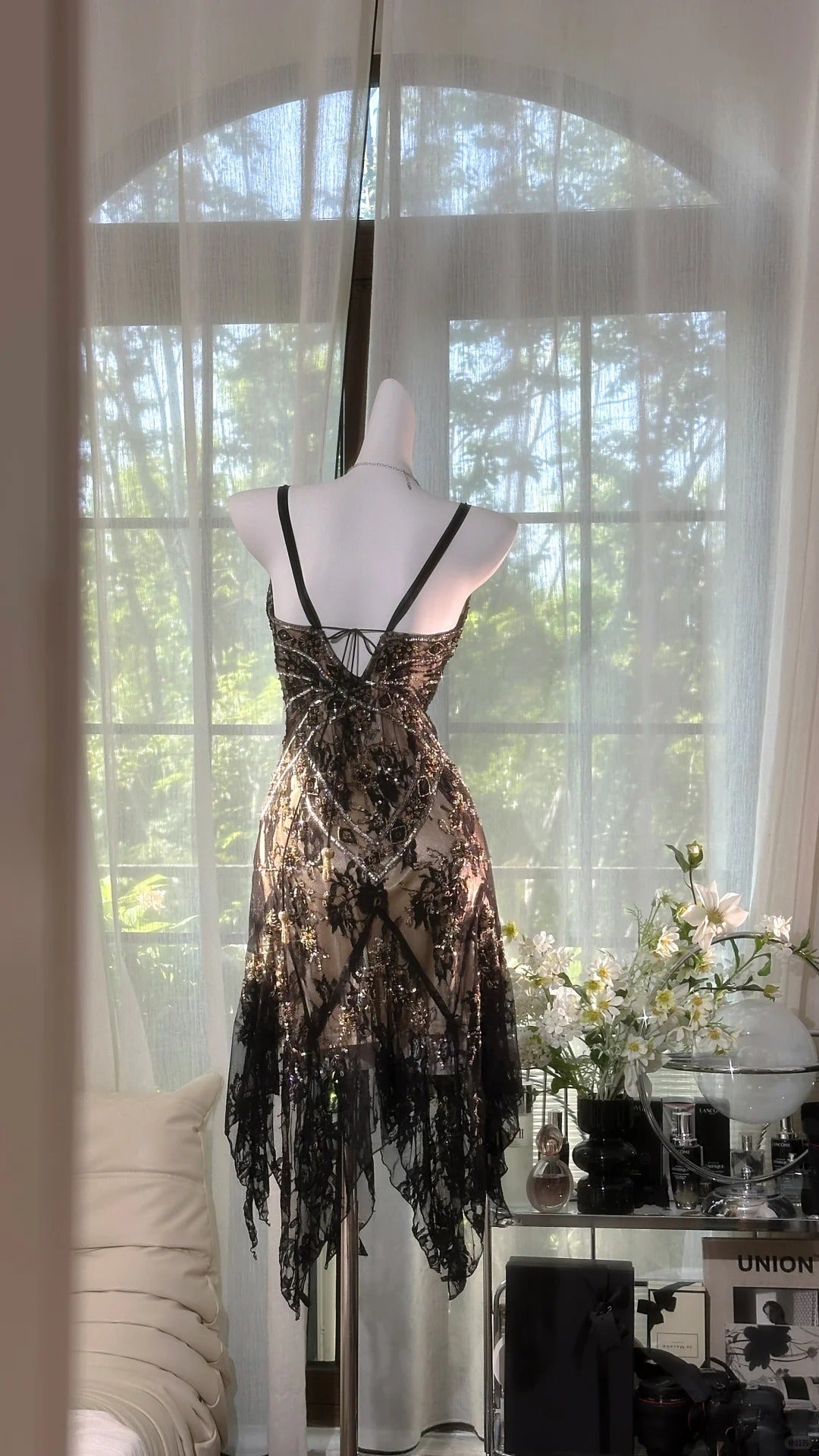 Schwarzbraunes Vintage-Spitzenkleid mit Perlen, kurzes Heimkehrkleid, Ballkleid, Abendkleid, Partykleid, gh4818